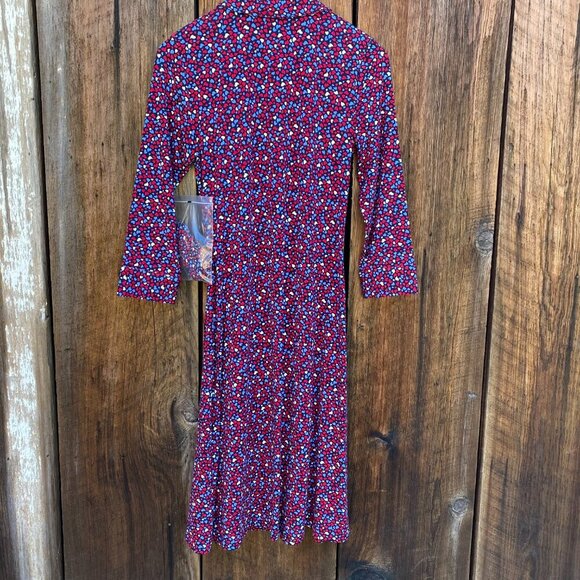 NWT Talbots Rayon Stretch Pullover Dress with little Multi Colored Hearts Size S - Picture 2 of 9